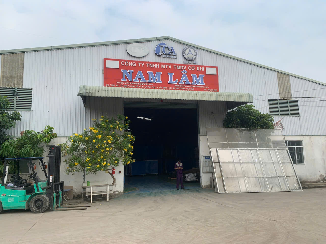 Outerview of workshop 2.jpg